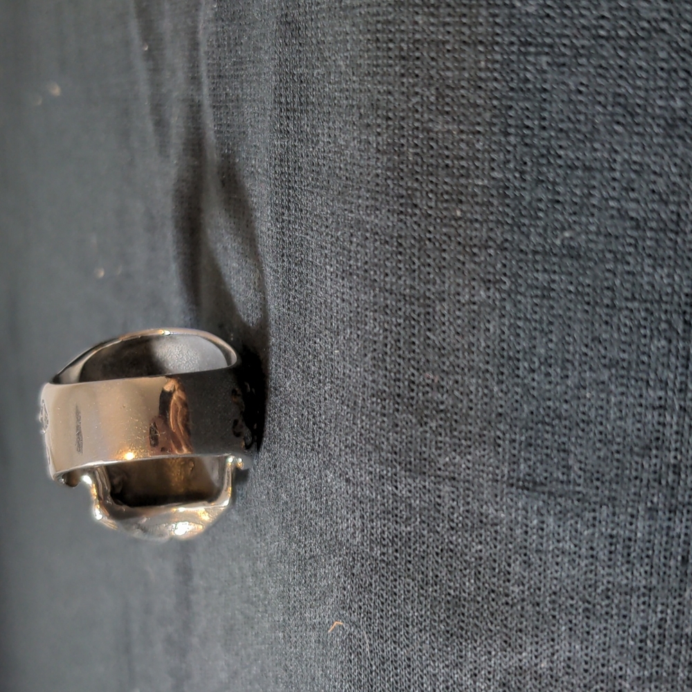 Very large skull  Silver tone Ring - Picture 3 of 5